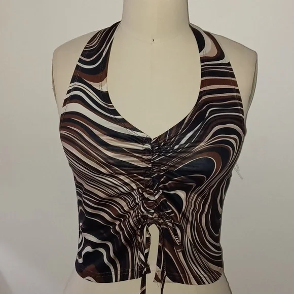 HALTER CROP TOP SZ LARGE BRAND NEW NEVER WORN - Picture 1 of 2